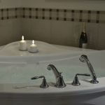 Whirlpool tub - Sault Ste. Marie motel